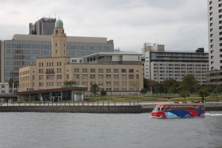 Faites des vagues sur un duck boat à Yokohama