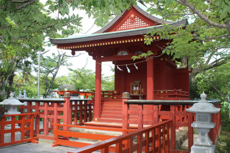 Temples et sanctuaires
